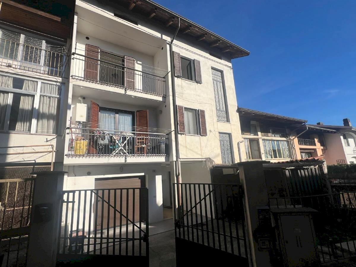 Three-room apartment Lessolo - photo 1