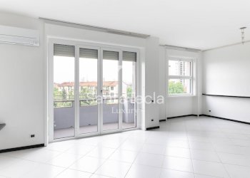 Apartment Via Rossetti, 9, Milano - photo 2