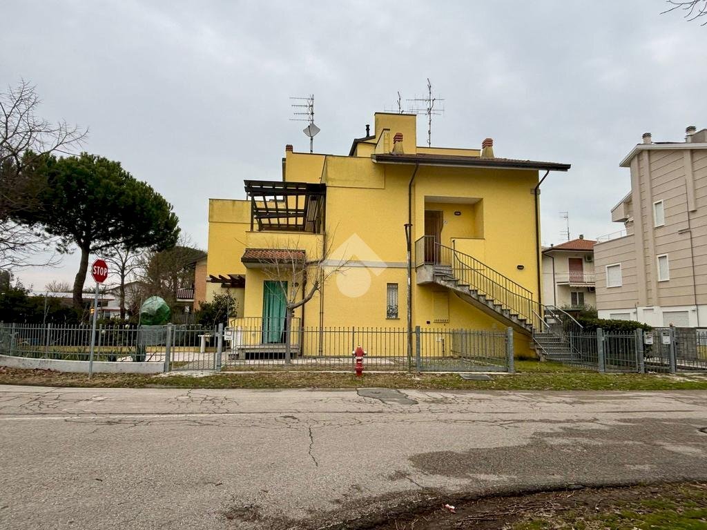 Two-room apartment Via Tiziano Vecellio, Cesenatico - photo 2