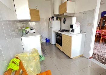 Quadrilocale Via Chiaravagna, Genova (zona Sestri Ponente) - foto 8