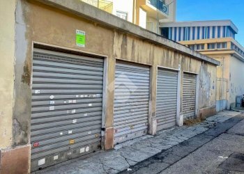 Box Via Stradella, Torino (zona Madonna Campagna) - foto 8