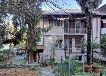 Casa indipendente Strada del Lauro, Torino (zona Borgo Po) - foto 1