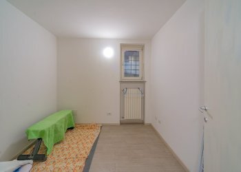 Four-room apartment Via Roma, Caraglio - photo 10
