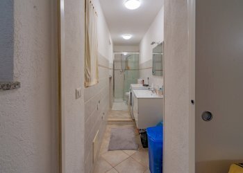 Four-room apartment Via Roma, Caraglio - photo 17