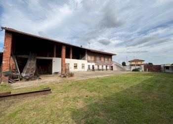 Casa semi indipendente Via Tre Marzo 1966, Montanaro - foto 1