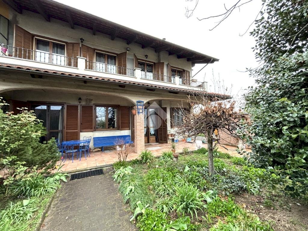 Portion of a house Via Del Pellegrino, Chivasso - photo 1