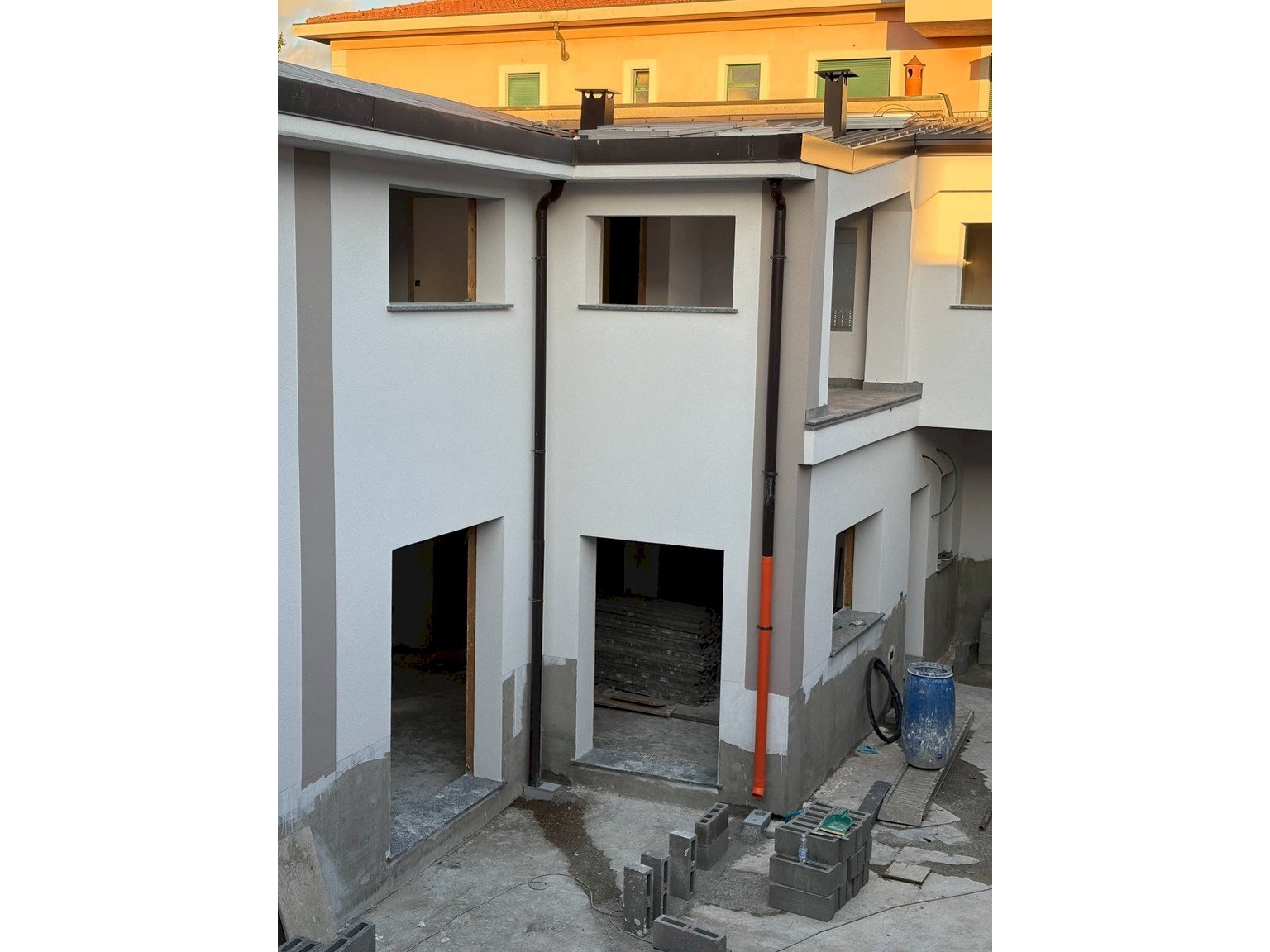 Two-room apartment Lissone - photo 2