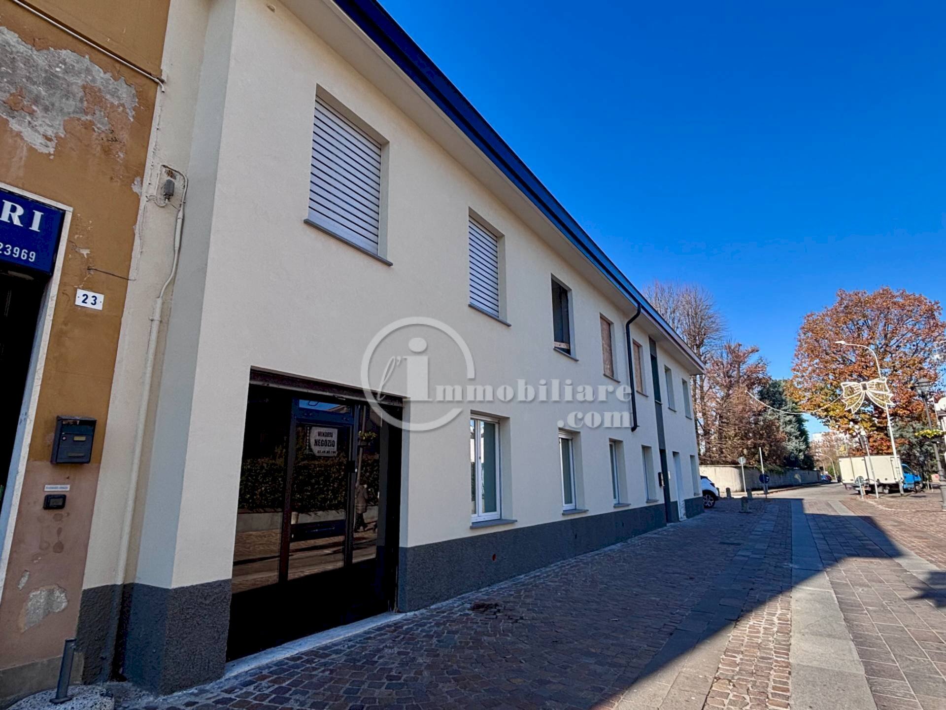 Foto 1 - Negozio via Roma
 
25, Assago - foto 1