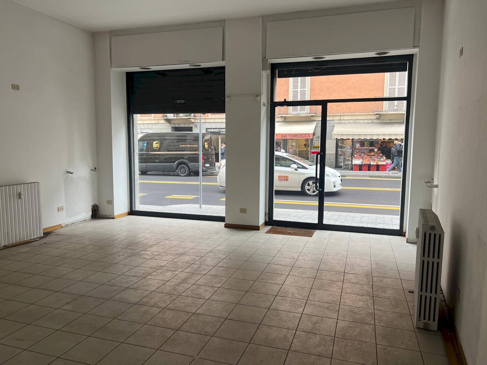 Foto 3 - Commercial Premises Via Francesco Sforza
 
46, Milano - photo 3