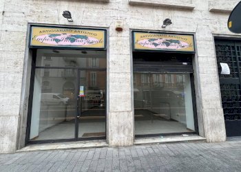 Foto 2 - Commercial Premises Via Francesco Sforza
 
46, Milano - photo 2