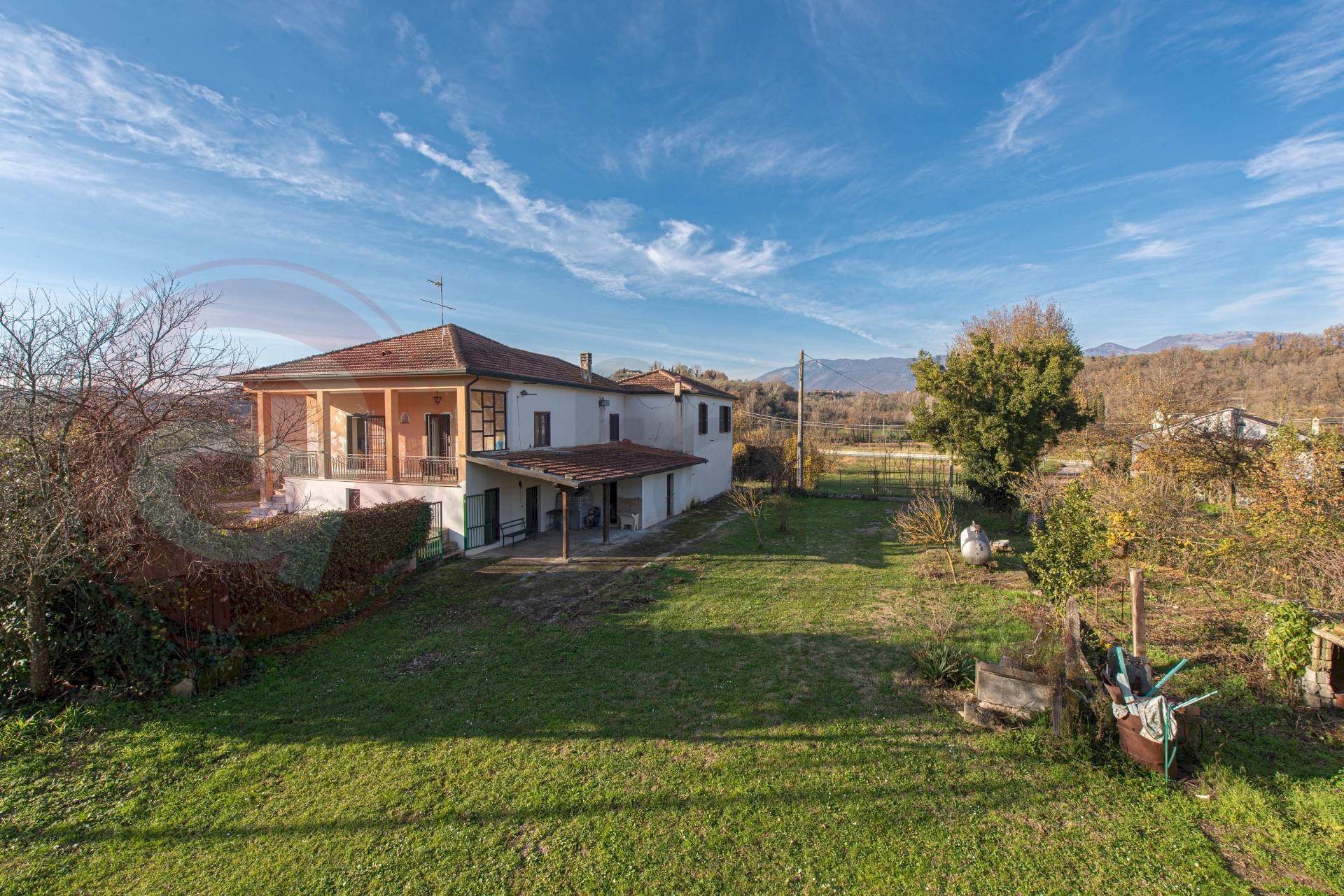 Foto 1 - Independent house Contrada Bove
 
70, Arpino - photo 1