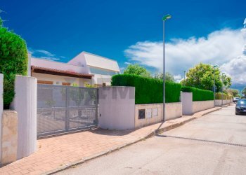 Terrazza - Villa a Schiera Contrada Grottole
 
snc, Polignano a Mare - foto 1