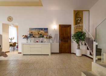 Salone - Apartment Discesa Dei Giudici
 
38, Palermo - photo 1