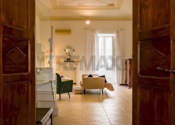 salone - Apartment Discesa Dei Giudici
 
38, Palermo - photo 35
