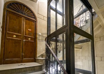 Scale - Apartment Discesa Dei Giudici
 
38, Palermo - photo 47