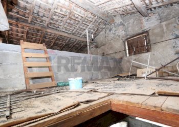 Edificio all\'aperto - Casa indipendente Via Carlo Alberto
 
45, Giarre - foto 6