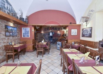 Sala da pranzo - Locale Commerciale Largo dei Bianchi
 
20/23, Trecastagni - foto 12