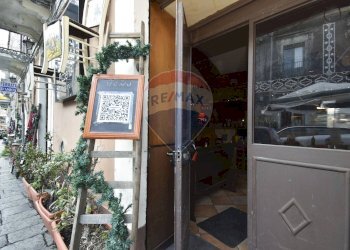 Balcone - Locale Commerciale Largo dei Bianchi
 
20/23, Trecastagni - foto 19