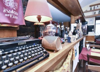 Non correlato - Locale Commerciale Largo dei Bianchi
 
20/23, Trecastagni - foto 20