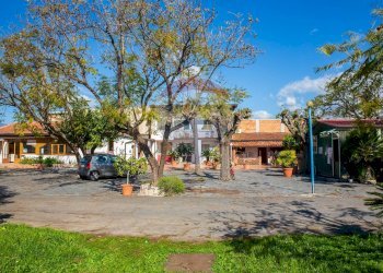 Casa all\'aperto - Locale Commerciale Via San Marco
 
19, Calatabiano - foto 5