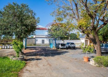 Casa all\'aperto - Locale Commerciale Via San Marco
 
19, Calatabiano - foto 6