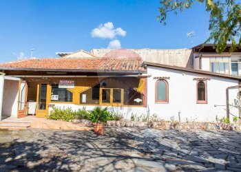 Casa all\'aperto - Locale Commerciale Via San Marco
 
19, Calatabiano - foto 10