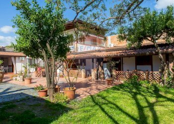 Casa all\'aperto - Locale Commerciale Via San Marco
 
19, Calatabiano - foto 17