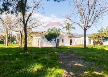 Casa all\'aperto - Locale Commerciale Via San Marco
 
19, Calatabiano - foto 27