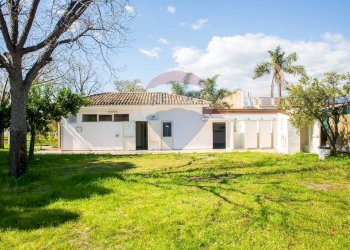 Casa all\'aperto - Locale Commerciale Via San Marco
 
19, Calatabiano - foto 28