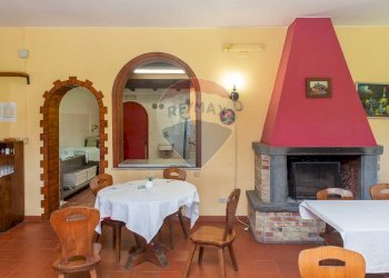 Sala da pranzo - Locale Commerciale Via San Marco
 
19, Calatabiano - foto 44