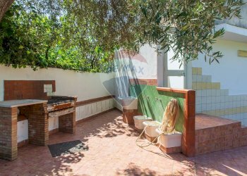 Terrazza - Locale Commerciale Via San Marco
 
19, Calatabiano - foto 55