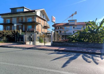 Edificio all\'aperto - Laboratorio Via Consolare Valeria
 
118, Giardini-Naxos - foto 2