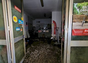 Hall / corridoio - Laboratorio Via Consolare Valeria
 
118, Giardini-Naxos - foto 3