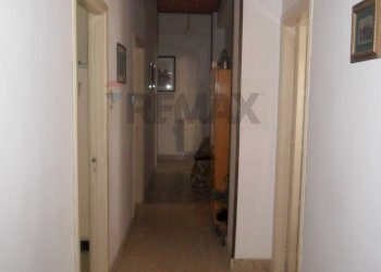 Hall / corridoio - Appartamento Via Gorizia
 
112, Caltanissetta - foto 14