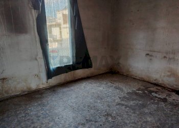 Stanza vuota - Independent house VIA ARCHIMEDE
 
146, Floridia - photo 12