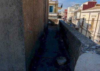 Balcone - Independent house VIA ARCHIMEDE
 
146, Floridia - photo 16