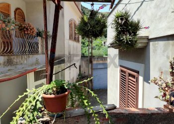 Dettagli - Casa semi indipendente Via Ponte
 
18, Roccalumera - foto 20