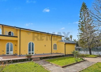 Casa all\'aperto - Villa Via Rigolato
 
48, Acireale - photo 3