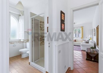 Hall / corridoio - Villa Via Rigolato
 
48, Acireale - photo 8