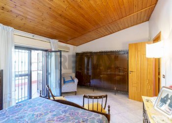 Camera / camera da letto - Casa indipendente Via Palermo
 
643, Catania - foto 24