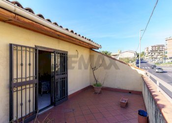 Terrazza - Casa indipendente Via Palermo
 
643, Catania - foto 27