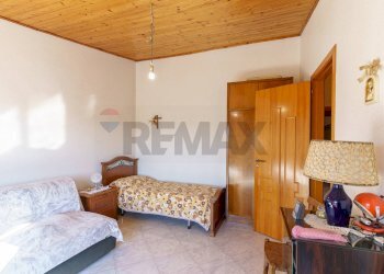 Camera / camera da letto - Casa indipendente Via Palermo
 
643, Catania - foto 31