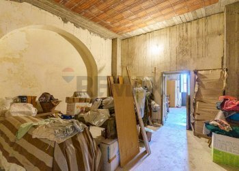 Dettagli - Casa indipendente Via Palermo
 
643, Catania - foto 41