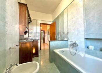 Bagno con vasca - Appartamento Piombino - foto 25