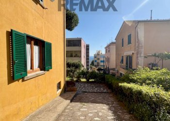 Rampa corte e box auto - Appartamento Piombino - foto 31