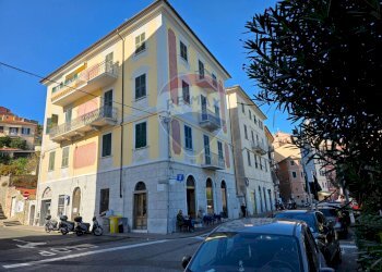 Edificio all\'aperto - Bilocale Via Paita
 
4, Portovenere - foto 24