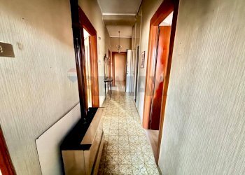 Hall / corridoio - Trilocale Via Fulvio Renella
 
95, Caserta - foto 9