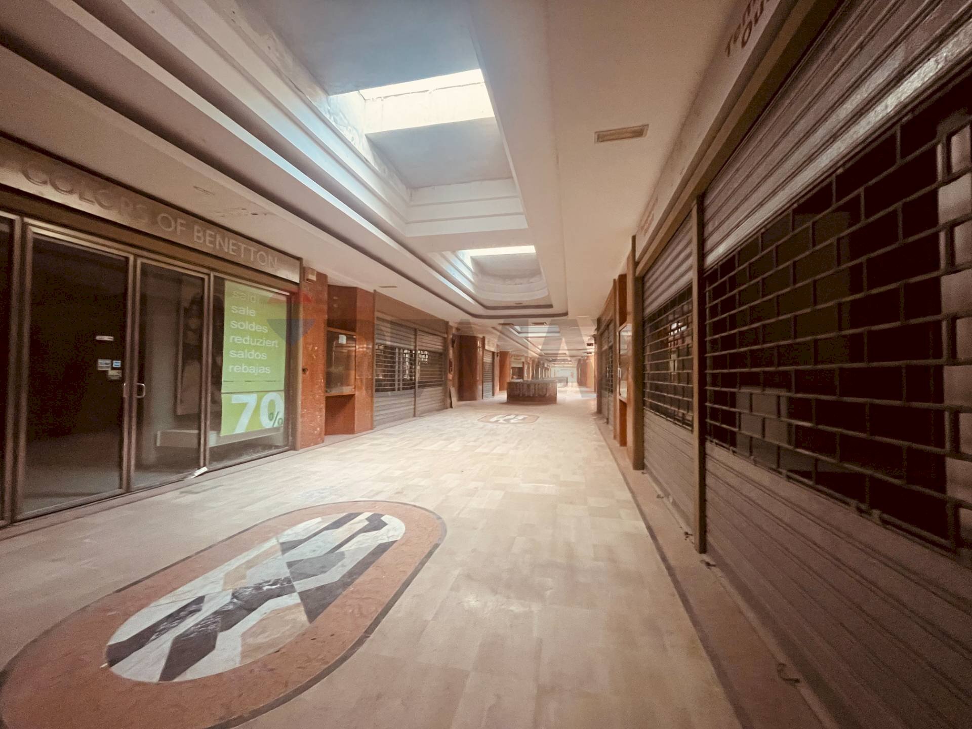 Ricezione / Lobby - Commercial Premises Via Nazionale delle puglie, Casalnuovo di Napoli - photo 3