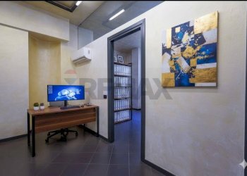 Ufficio - Office Via G.Garibaldi
 
4, Bergamo - photo 1