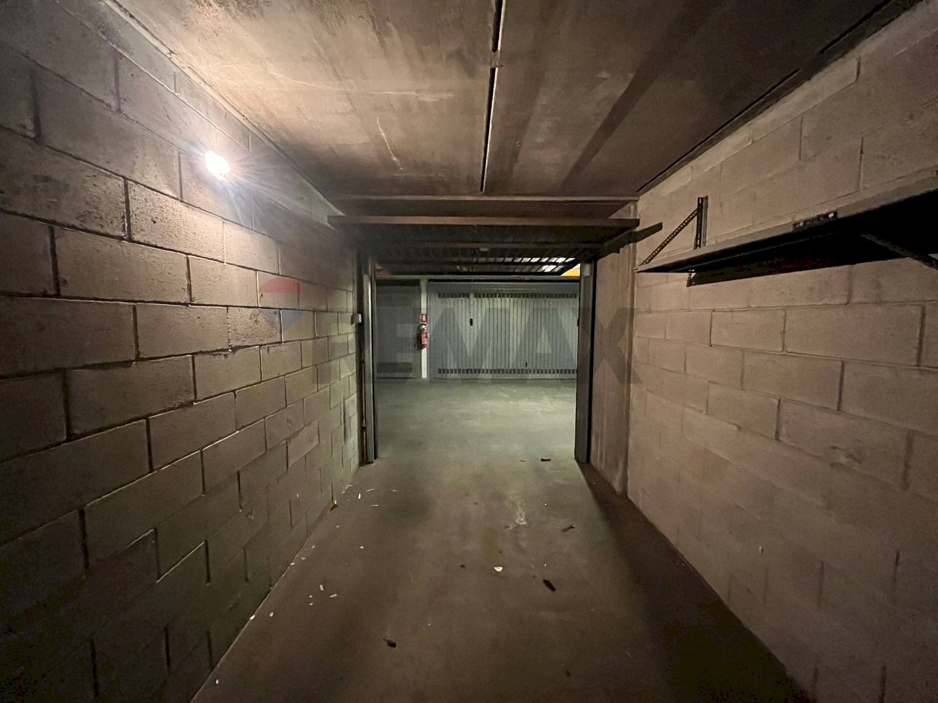 Parcheggio - Box Via San Paolo
 
12, Pavia - photo 3